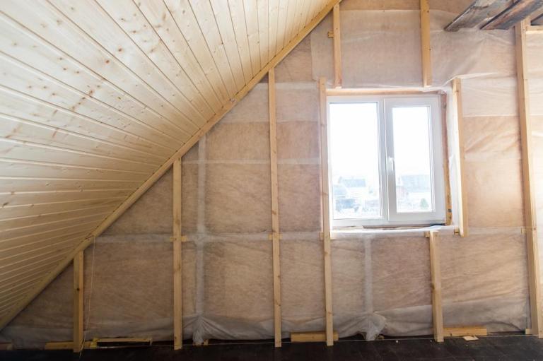 Rampants ou combles, quelle isolation privilégier pour l'intérieur ?